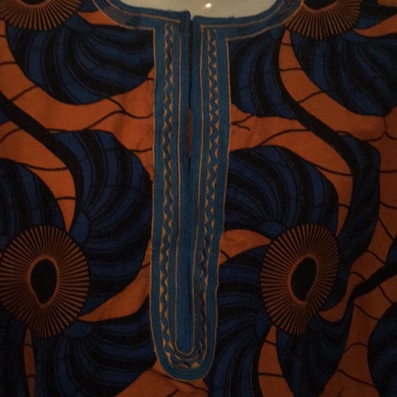 Top - Picture 2 of 4